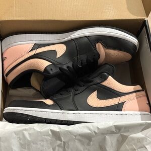 Jordan Sneakers Black and Peach